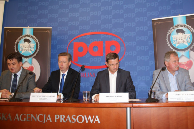 Od lewej Piotr Kondraciuk, Krzysztof PrzybysĹowski, Witold ChoiĹski i Tadeusz Blicharski Jesteśmy na początku budowania jakości wieprzowiny
