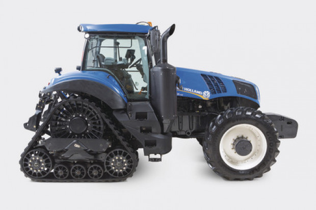 New Holland T8 SmartTrax, fot. New Holland Wideo: New Holland T8 SmartTrax - gąsienice zamiast kół bliźniaczych
