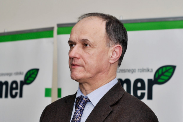 Dr Marian Kamyczek, Instytut Zootechniki PIB Zakład Doświadczalny Pawłowice Pasze objętościowe podstawą wysokiej produkcji mleka