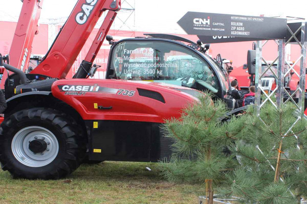 Stoisko Case IH i Steyr podczas targów Agro Show 2015. Fot. KH Case IH, Steyr: Promocyjne finansowanie fabryczne dla młodych i nie tylko