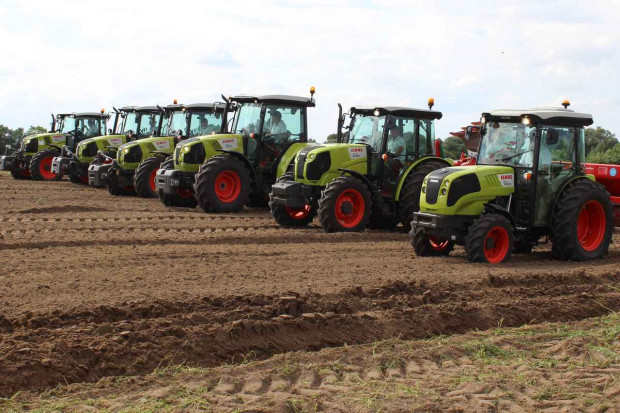 Wśród ciągników w niższych zakresach mocy Claas stawia na serię Atos oraz Arion 400, fot. K.Hołownia Czym Claas chce się wyróżnić na rynku ciągników małej i średniej mocy?