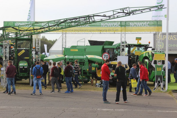 Finansowanie fabryczne jest już bardzo popularnym narzędziem zakupu maszyn, fot. kh John Deere Financial - finansowanie dopasowane do specyfiki gospodarstwa