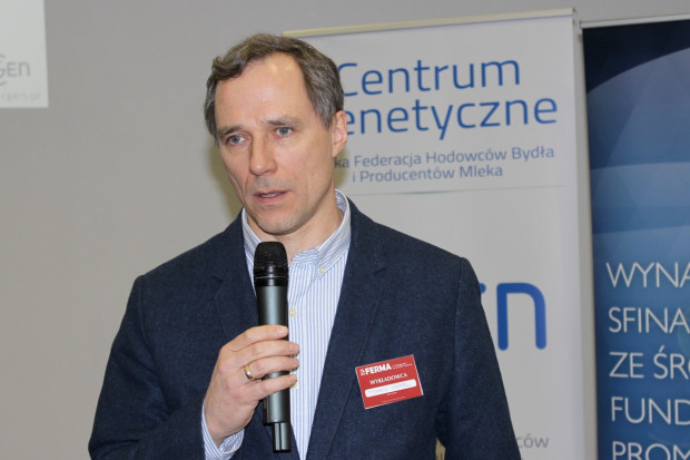 Prof. Tomasz Strabel, Uniwersytet Przyrodniczy w Poznaniu, fot.Ł.Ch. Jak genetyka wpływa na ekonomikę produkcji mleka?