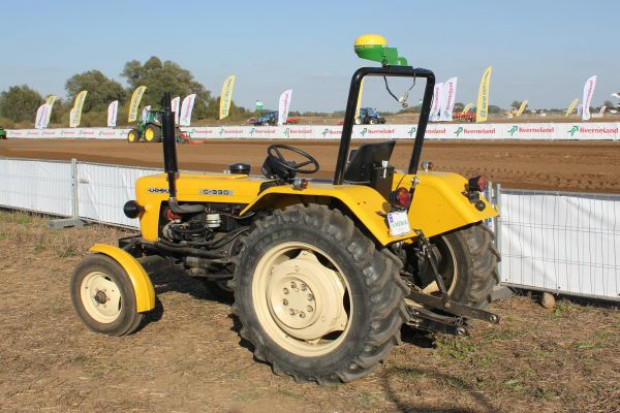 Ursus C-330 – wersja GPS - Maszyny rolnicze
