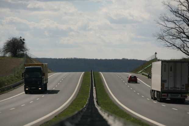 Polskie drogi niszczeją