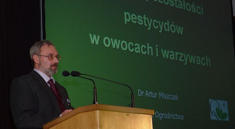Przekroczenia NDP pestycydów są problemem producentów owoców w systemie integrowanym