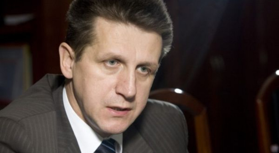Spółka w której udziały ma szef klubu PSL, zarabia na kontraktach z ARR