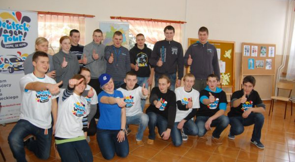 Deutsch-Wagen-Tour w rolniczej szkole