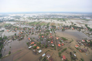 Od 2010 r. do 54 tys. poszkodowanych w wyniku klęsk trafił 1 mld zł
