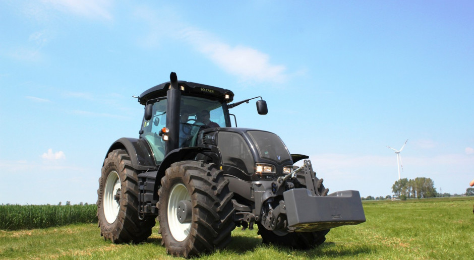 Ruszyły pokazy polowe Valtra Demo Tour