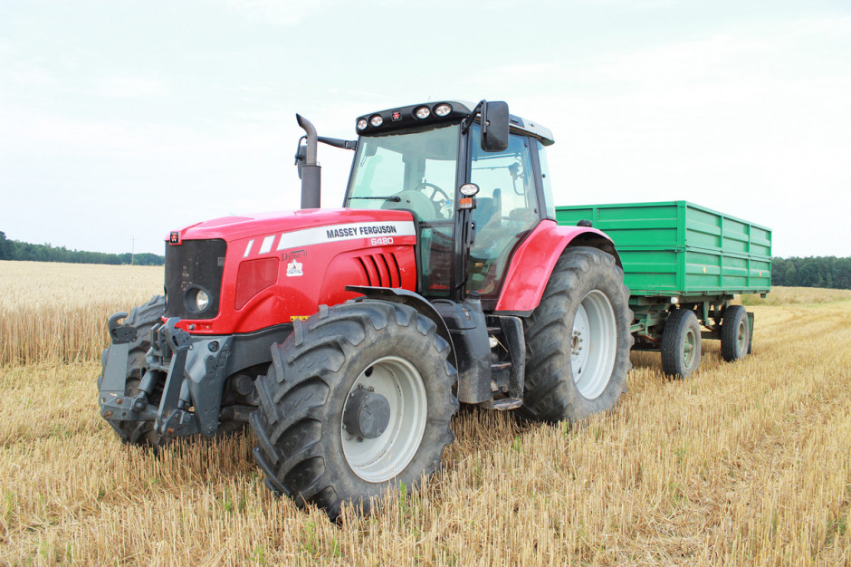 u-ywany-massey-ferguson-serii-6400