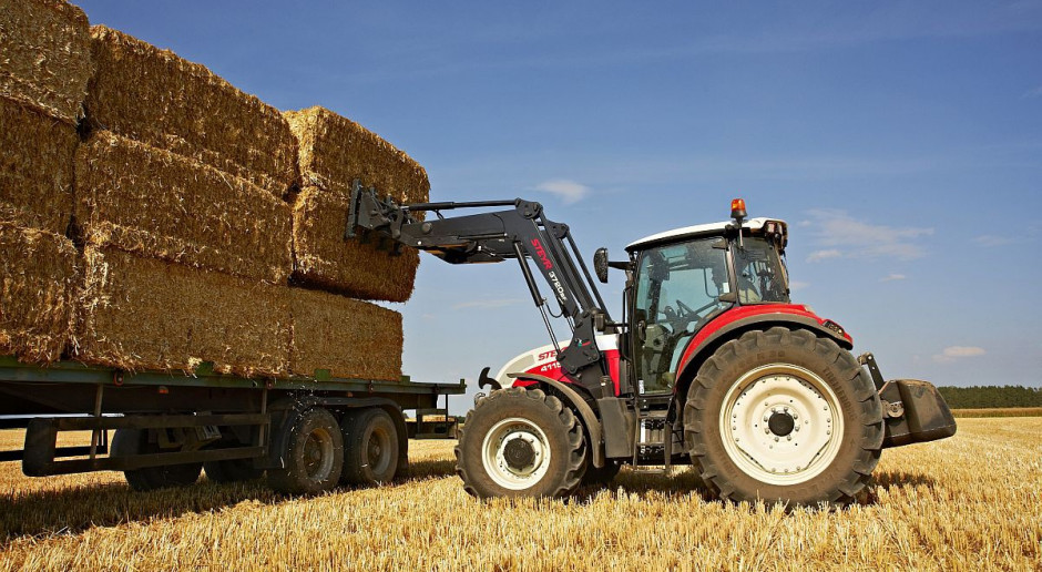 Ładowacz do ciągnika Steyr Multi - fabryczny już za 23 tys. zł