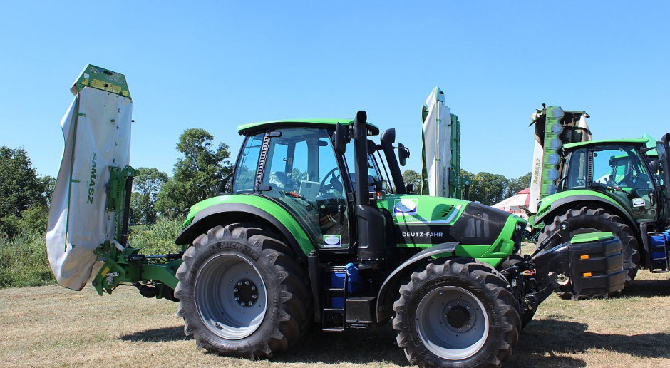 Ciągniki Deutz-Fahr serii 6 w wersji CShift w stosunku do standardowej wersji tych ciągników różnią się układem sterowania przekładnią oraz hydrauliką, fot. K. Karkowski. Deutz-Fahr serii 6 w sersji CShift – niestandardowa przekładnia i układ hydrauliczny