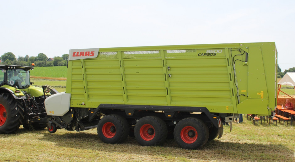 Claas Cargos 8500, fot. K.Hołownia Claas Cargos 8000 - przyczepa wielozadaniowa (video)