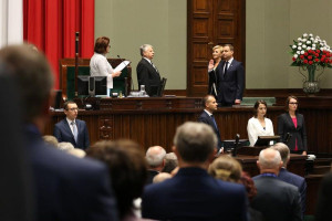 Prezydent Duda: Polska powiatowa nie może być zwijana