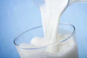 Zakłady mleczarskie założą za rolników kary za nadprodukcję? 