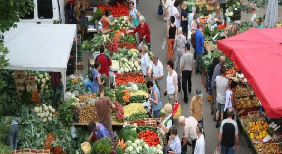 fot. shutterstock Blisko 2,9 mln zł na budowę lokalnych targowisk
