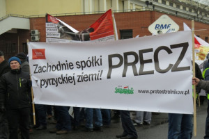 PiS krytykuje zatrzymanie rolników z Pyrzyc; resort rolnictwa chce informacji od prokuratury (aktualizacja)