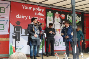 Protestują unijni producenci mleka