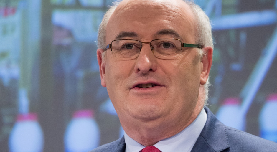 Komisarz Hogan zapowiedział wprowadzenie szeregu uproszczeń w WPR. Fot. ec.europa.eu Komisarz Hogan o uproszczeniach WPR