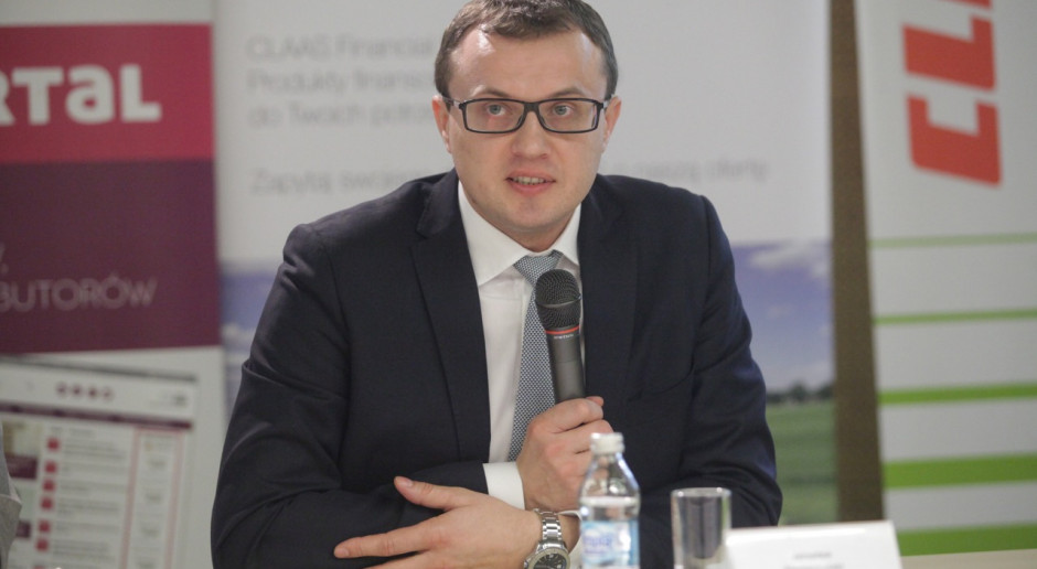 Rolnicy złożyli ponad 1300 wniosków na operację „Modernizacja gospodarstw rolnych” - wyjaśniał Jarosław Sierszchulski, wiceprezes ARiMR fot. Paweł Pawłowski Modernizacja najbardziej popularna wśród producentów mleka