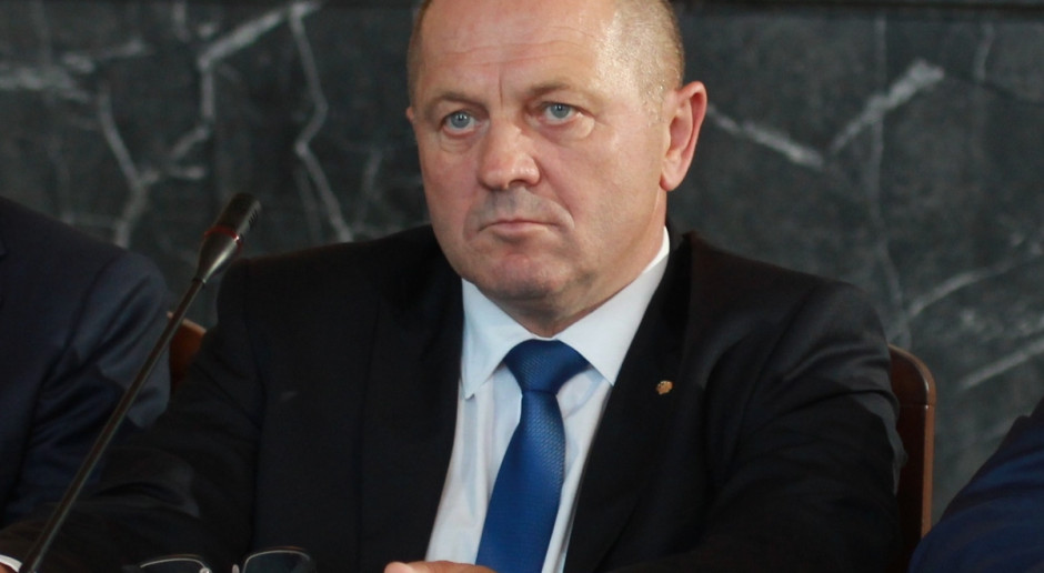 "Ubiegły rok oczywiście był rokiem kryzysowym ze względu na rosyjskie embargo, ale już rok bieżący jest inny – ceny są zadowalające, nawet ceny jabłek przemysłowych są powyżej 50 groszy za kg, i producenci w bieżącym roku nie narzekają." Fot. PTWP W rolnictwie nastąpił postęp