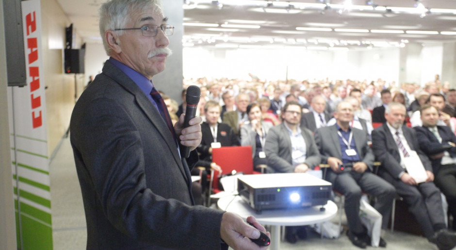 Prof. dr hab. Witold Grzebisz z Katedry Chemii Rolnej i Biogeochemii Środowiska Uniwersytetu Przyrodniczego w Poznaniu. Fot. P. Pawłowski Prof. Grzebisz: Jak szybko i skutecznie zadziałać przy deficycie wody?