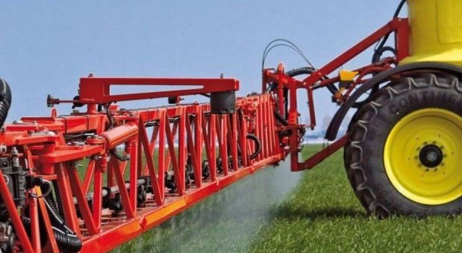Z rynku zostanie wycofanaych bardzo duża ilość substancji czynnych. Fot. farmer.pl Obawa odnośnie wycofywania kolejnych substancji czynnych z rynku