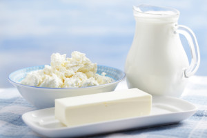 UE przedłuża okres na prywatne przechowywanie masła i mleka w proszku