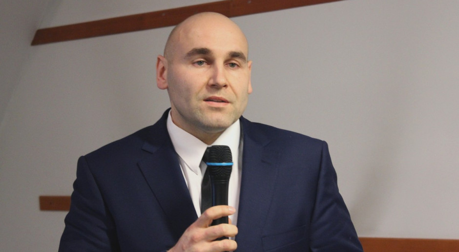 Dr Marcin Gołębiewski z SGGW w Warszawie, podczas wykładu na XXIV Szkole Zimowej Hodowców Bydła. Fot. Ł.Chmielewski Dla kogo krzyżowanie międzyrasowe bydła mlecznego?
