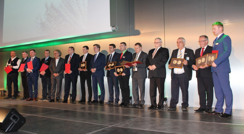 Tradycją targów Agrotech jest przyznawanie medali targów najbardziej wyróżniającym się produktom oraz pucharu ministra rolnictwa, fot. K.Hołownia Medale Agrotech 2016 przyznane