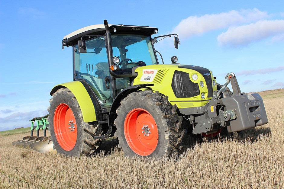 Przekonuje nie tylko mocą - test ciągnika Claas Atos 350