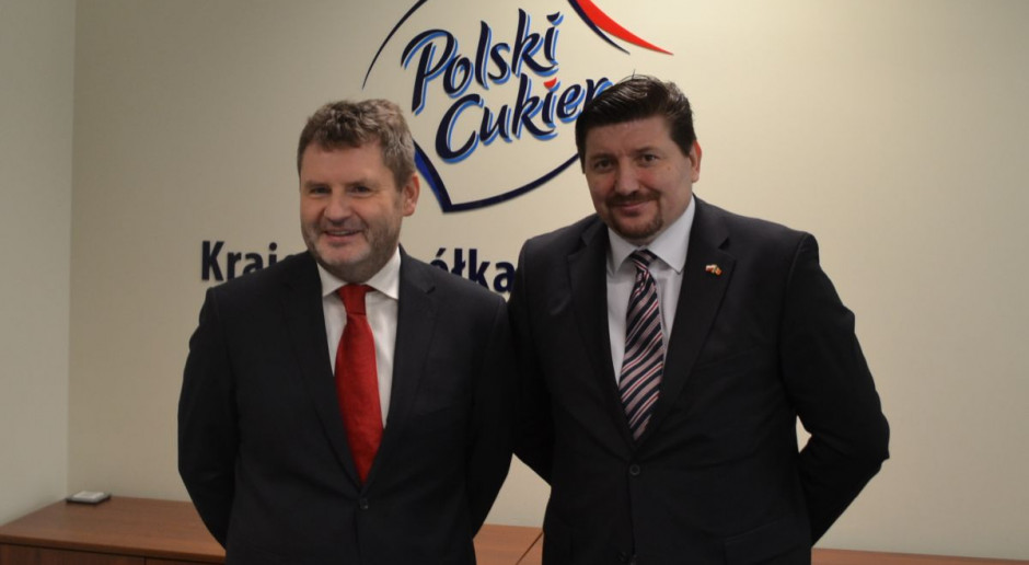 Minister Rolnictwa i Przemysłu Spożywczego Republiki Mołdawii Eduard Gram (z prawej) oraz Prezes Zarządu Krajowej Spółki Cukrowej S.A. Paweł Piotrowski. fot. KSC Krajowa Spółka Cukrowa inwestuje w Mołdawii