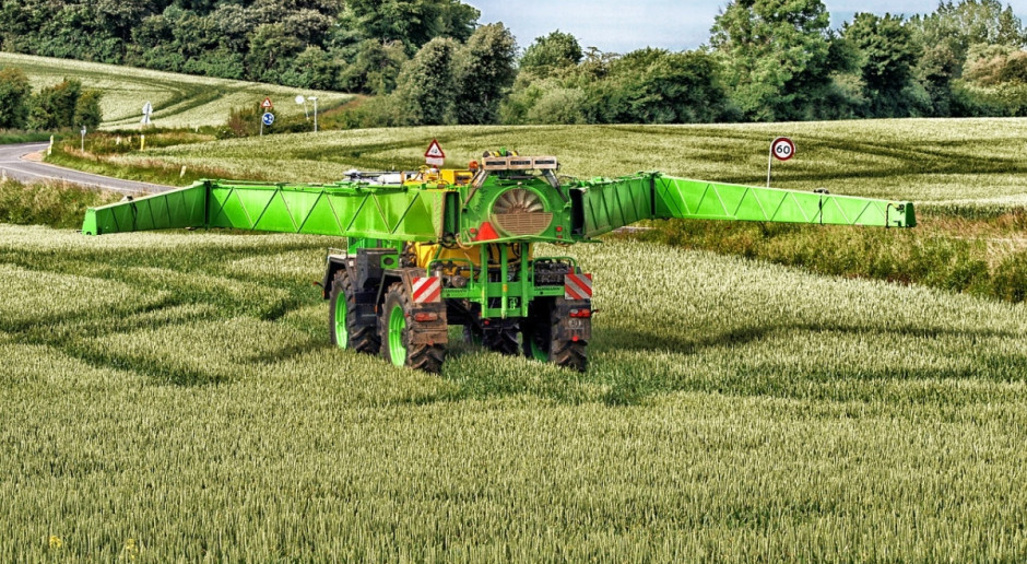 Glifosat jest często występującym składnikiem herbicydów stosowanych we wszystkich państwach członkowskich UE. Fot.pixabay.com) Copa-Cogeca za utrzymaniem glifosatu