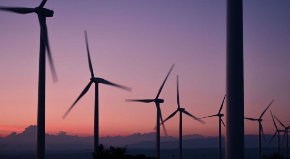 Zdaniem polskiego rządu przechodzenie na źródła niskoemisyjne nie może spowodować zmniejszenia bezpieczeństwa energetycznego, więc transformacja energetyczna ma - jak oczekuje Polska - przebiegać zgodnie z zasadą neutralności technologicznej i uwzględnieniem specyfik krajowych. Fot. pixabay Kurtyka: Udział OZE będzie rósł, trzeba przemyśleć europejski rynek energii