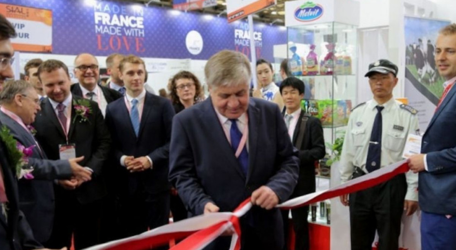 Minister Jurgiel otwiera polskie stoisko na Targach SIAL CHINA 2016; Fot. minrol.gov.pl Nadzieje na pozytywne decyzje po wizycie ministra rolnictwa w Chinach