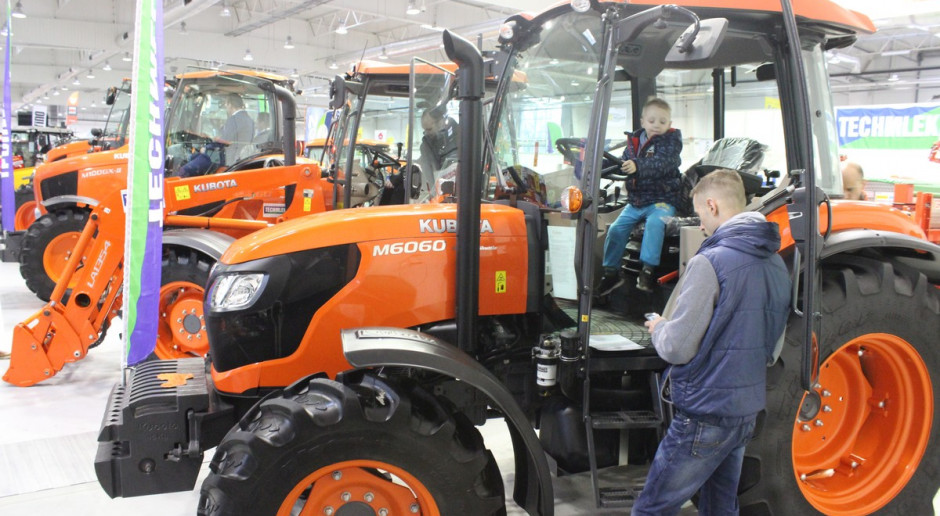 W kwietniu 2016 zarejestrowano 851 ciągników, fot. kh Stabilnie... i słabo na rynku ciągników