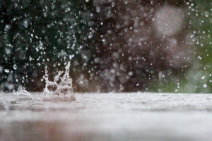 IMGW ostrzega przed intensywnym deszczem. Na południu Polski alert drugiego stopnia