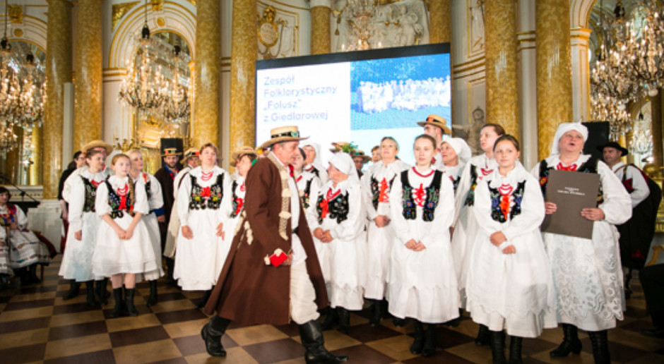 Nagroda od początku swego istnienia przyznawana jest pod patronatem Ministra Kultury i Dziedzictwa Narodowego; Fot. D. Matloch/MKiDN Przyznano nagrody im. Oskara Kolberga dla twórców kultury tradycyjnej