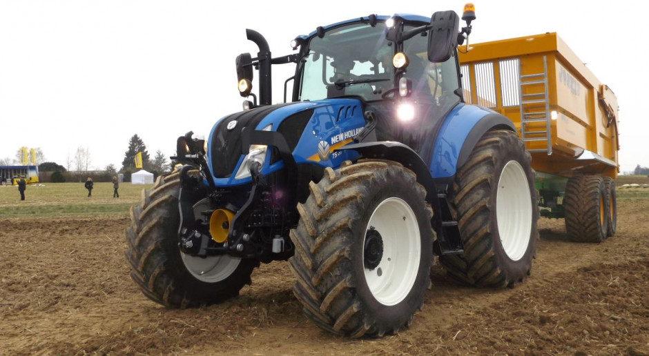 New Holland nie oddaje pola i cały czas króluje w rankingach sprzedaży, fot. K. Wieteska New Holland cały czas na szczycie