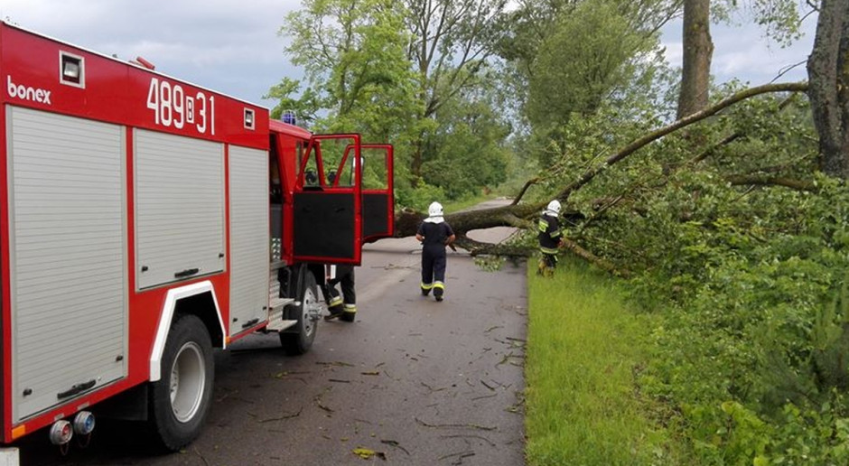 Fot. OSP KSRG Zubrzyca Wielka /Facebook RCB: Ponad 111 tys. odbiorców pozbawionych prądu