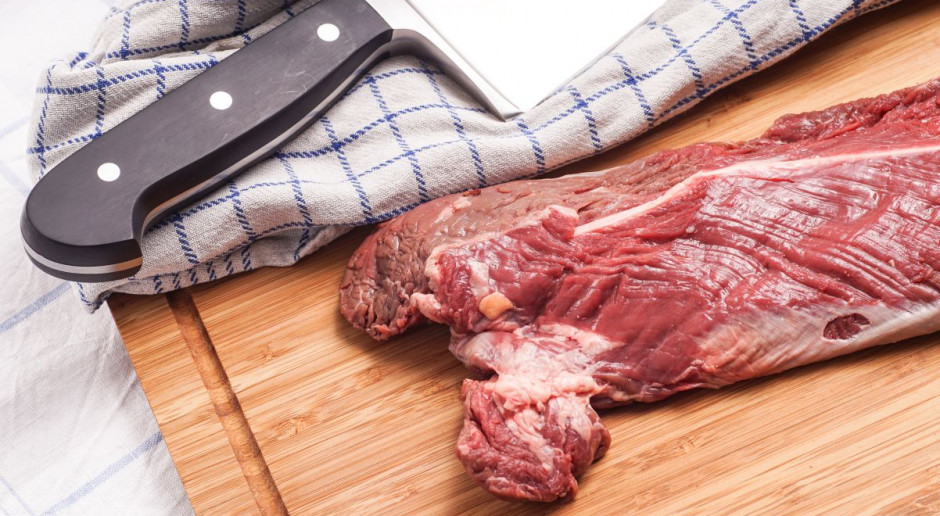 NIK stwierdziła, że nadzór nad ubojem gospodarczym zwierząt i handlem produktami pochodzącymi z tego uboju na rynku krajowym był niedostateczny; Fot. Shutterstock NIK: Ubój gospodarski odbywa się często bez nadzoru weterynaryjnego