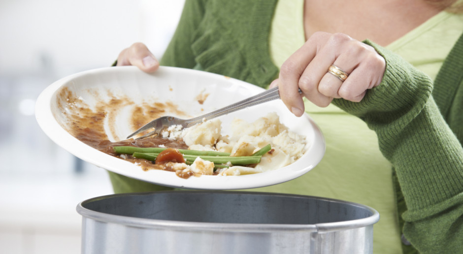 Fot. Shutterstock Co czwarty Polak wyrzuca jedzenie m.in. owoce, warzywa i pieczywo