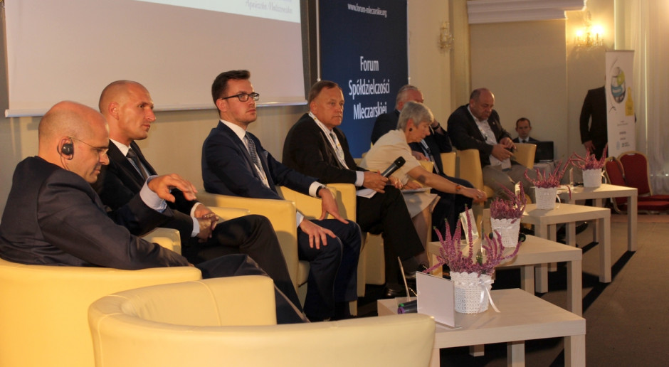 Uczestnicy panelu dyskusyjnego XIV Forum Spółdzielczości Mleczarskiej, fot.Ł.Chmielewski O spółdzielczości mleczarskiej w Jachrance
