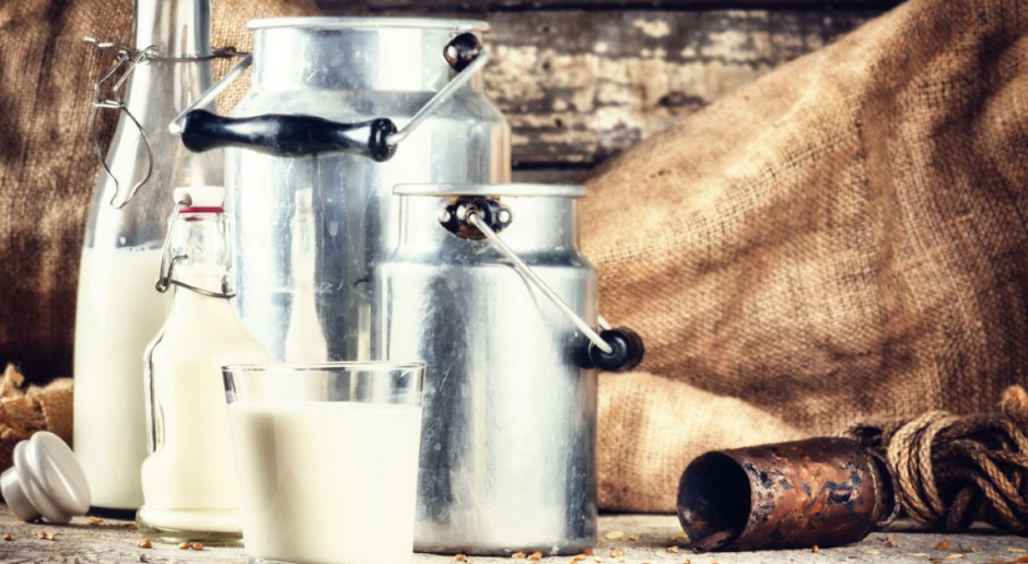Fot. Shutterstock Ok. 4 tys. wniosków o pomoc w związku ograniczeniem produkcji mleka