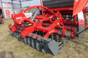 Nowy agregat Unia Group Ares na Agro Show 2016