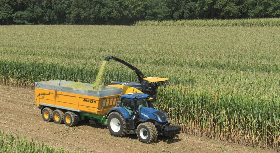Dzięki czujnikowi NIR On BoardTM, sieczkarnia będzie w stanie bardzo dokładnie monitorować zbierany plon, fot. New Holland Precyzyjny pomiar plonu w sieczkarni New Holland Fr Forage Cruiser