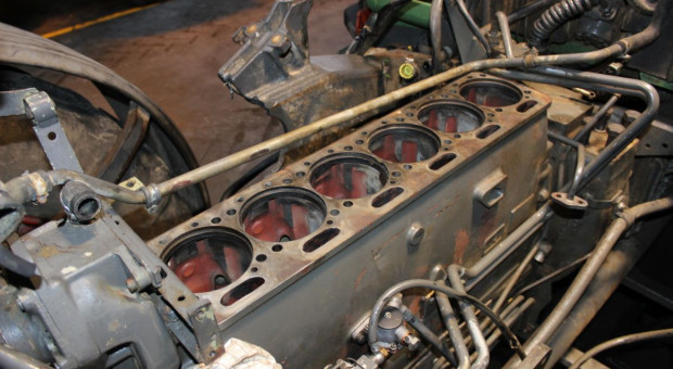 Samodzielny remont silnika - najważniejsze zasady i porady