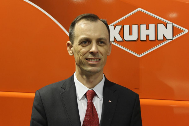 Artur Szymczak, dyrektor zarządzający firmy KUHN Maszyny Rolnicze fot. Ł. Głuchowski Kuhn: Nowa konstrukcja belki tnącej