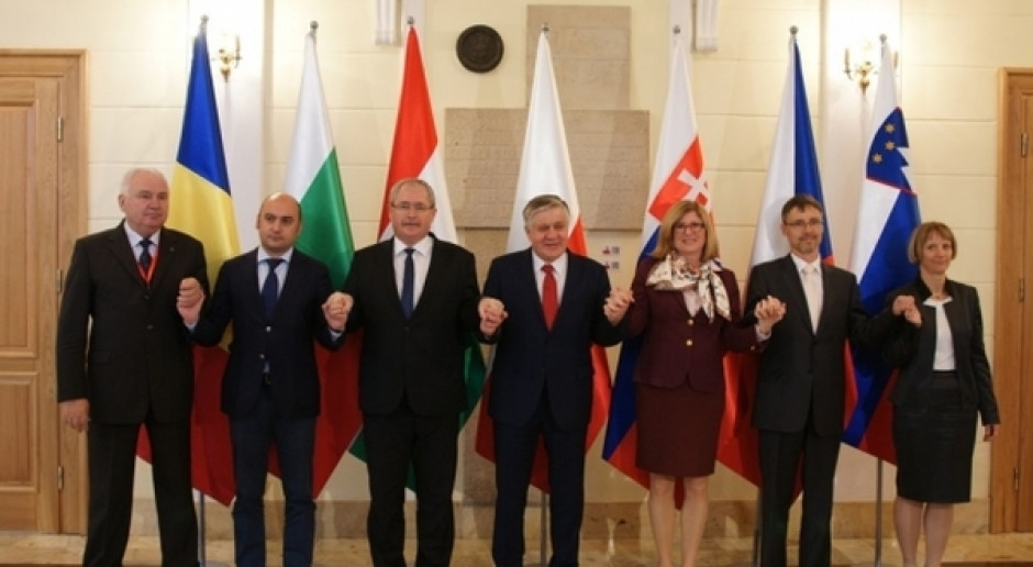 Ministrowie rolnictwa państw Grupy Wyszehradzkiej oraz Bułgarii, Rumunii i Słowenii, obrady w 2016 roku, fot. minrol.gov.pl Targi Food Expo z udziałem ministrów Grupy Wyszehradzkiej